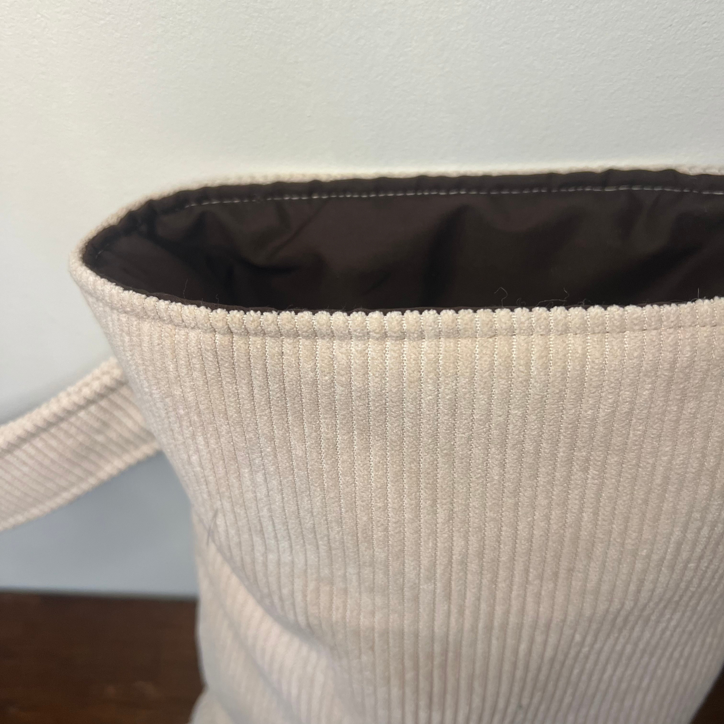 Pochette livre POCHE personnalisée - velours côtelé beige nude