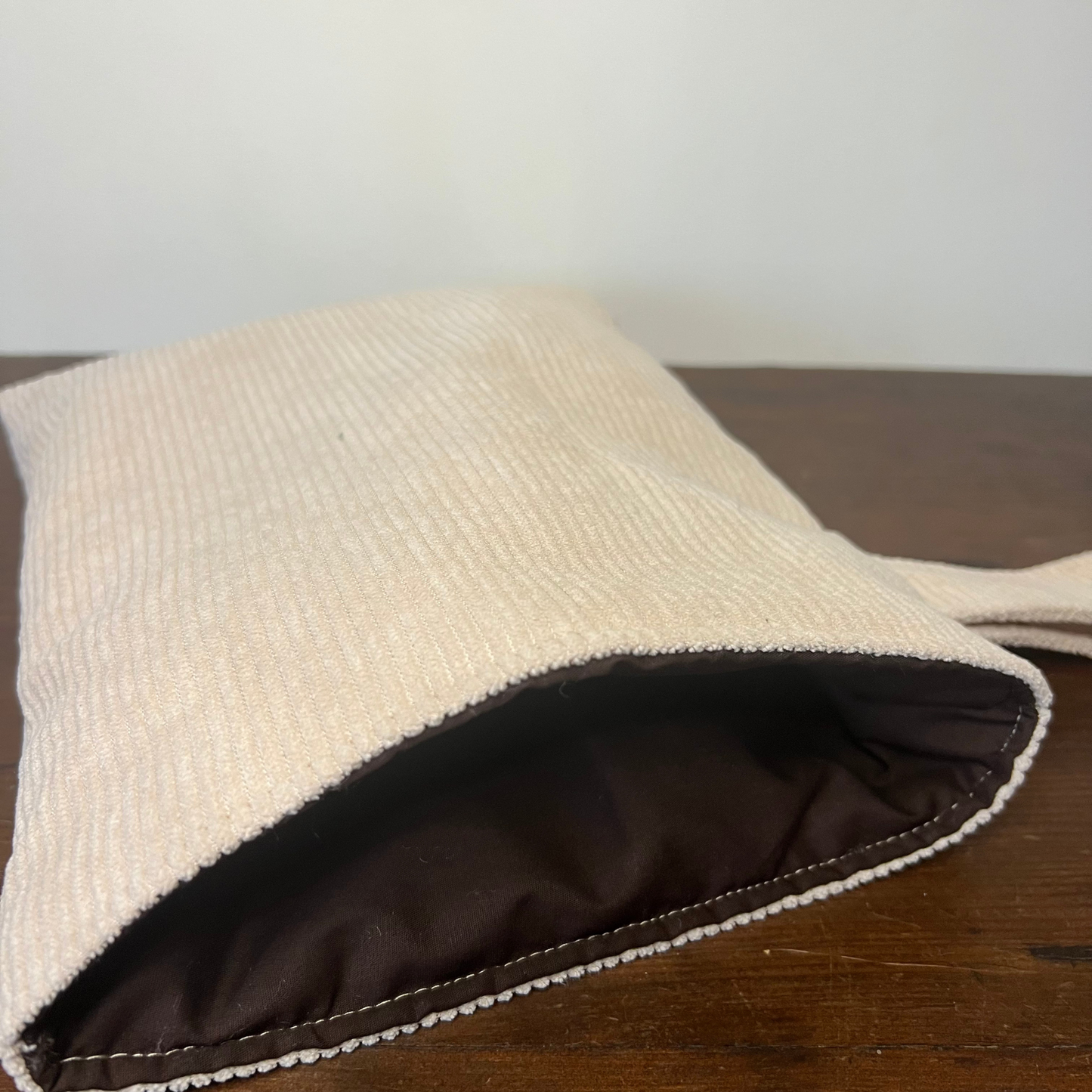 Pochette livre POCHE personnalisée - velours côtelé beige nude