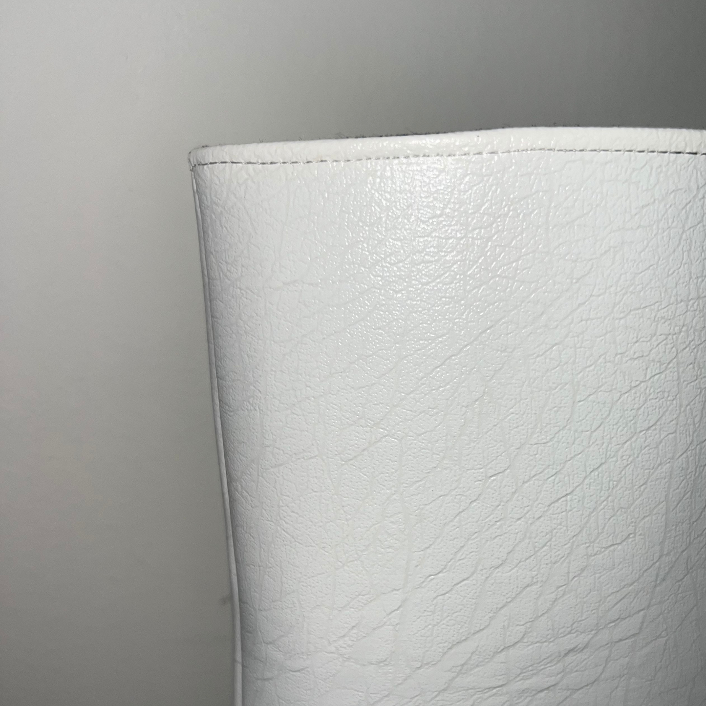Pochette livre BROCHÉ personnalisée - simili cuir blanc fissuré
