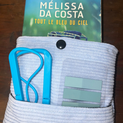 Pochette livre BROCHÉ personnalisée - velours côtelé bleu ciel