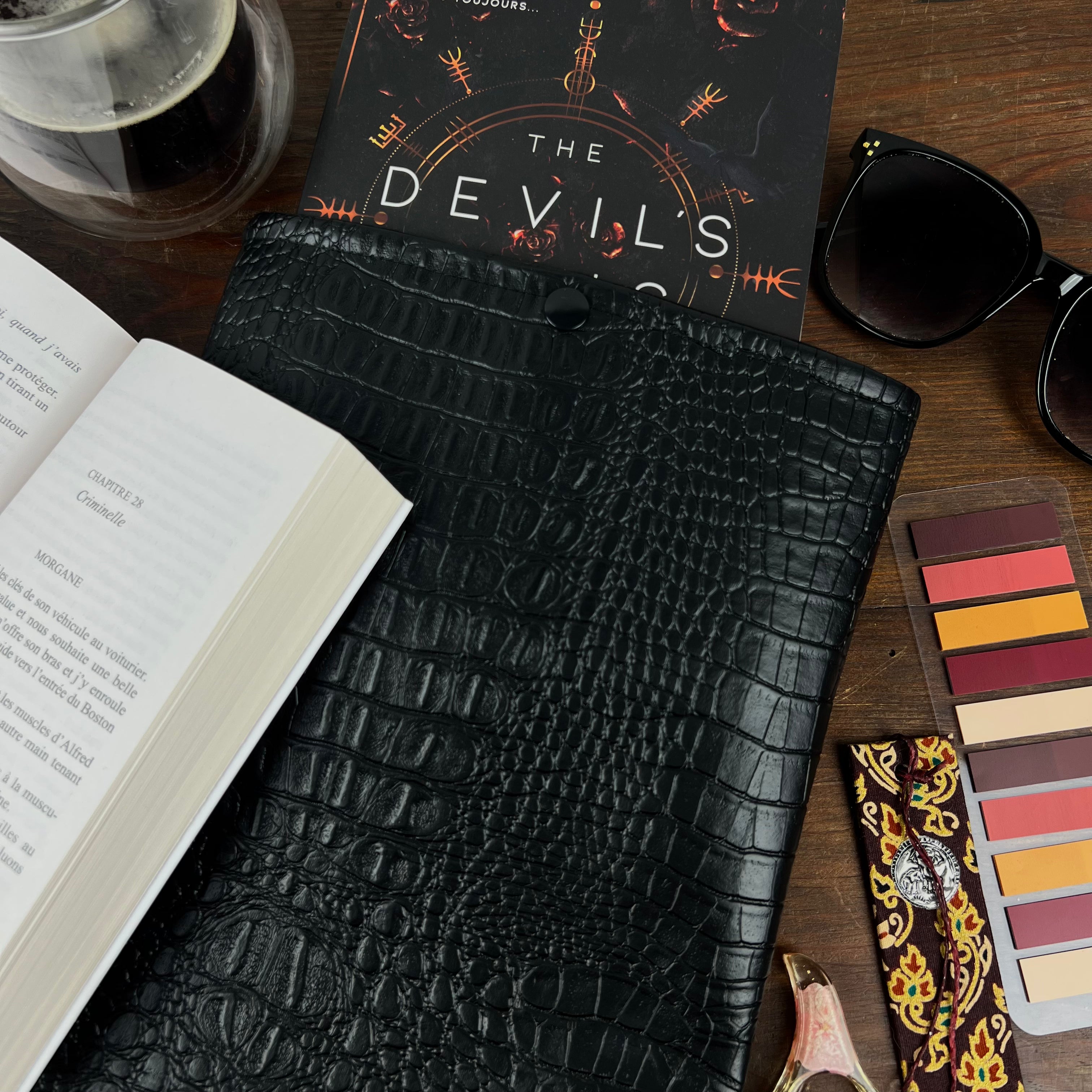 Pochette livre - Simili Cuir Noir Serpent