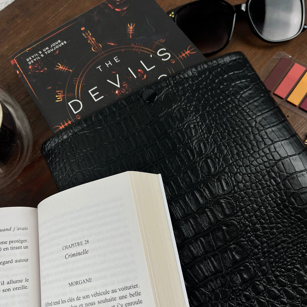 Pochette livre - Simili Cuir Noir Serpent