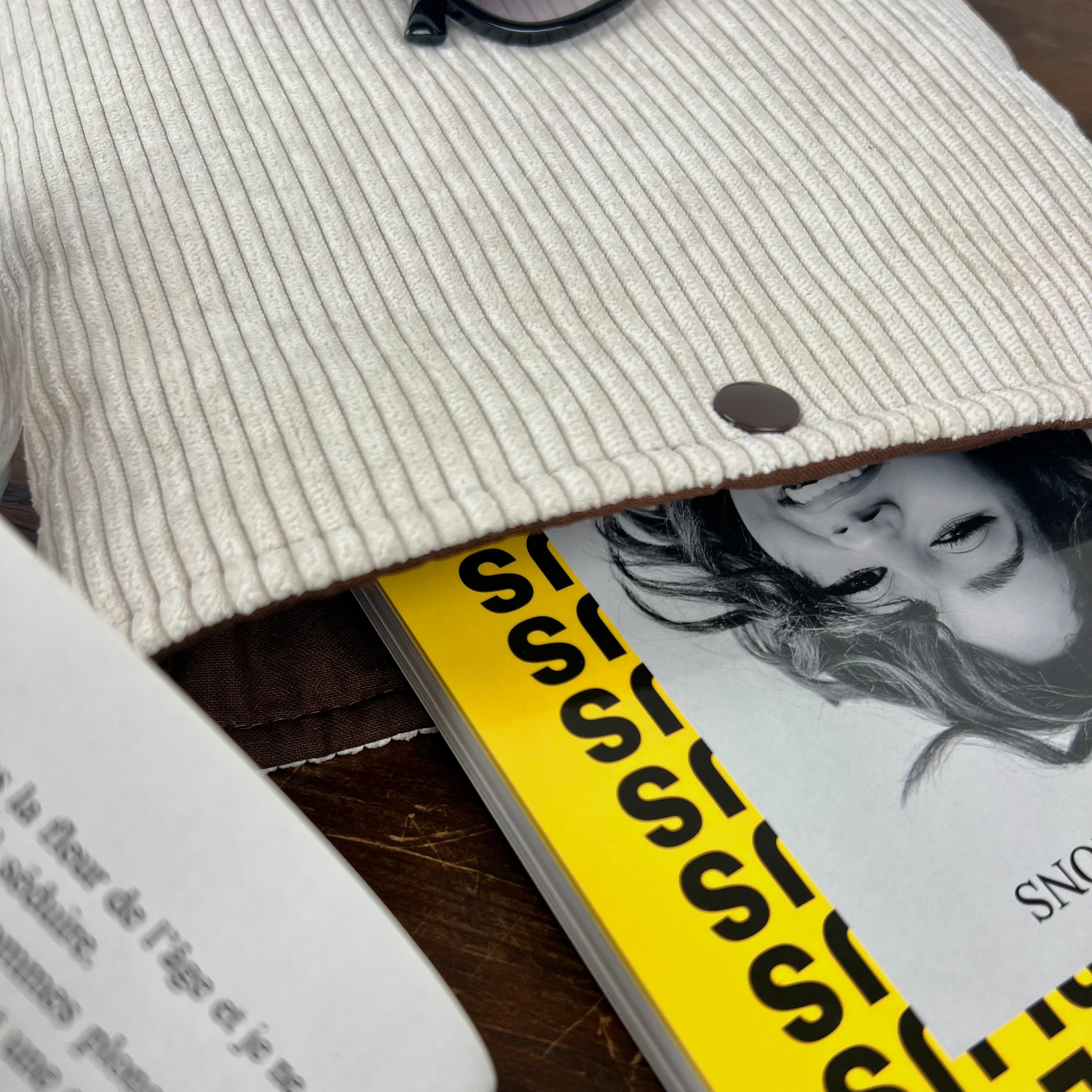 Pochette livre - Velours Côtelé Beige Nude