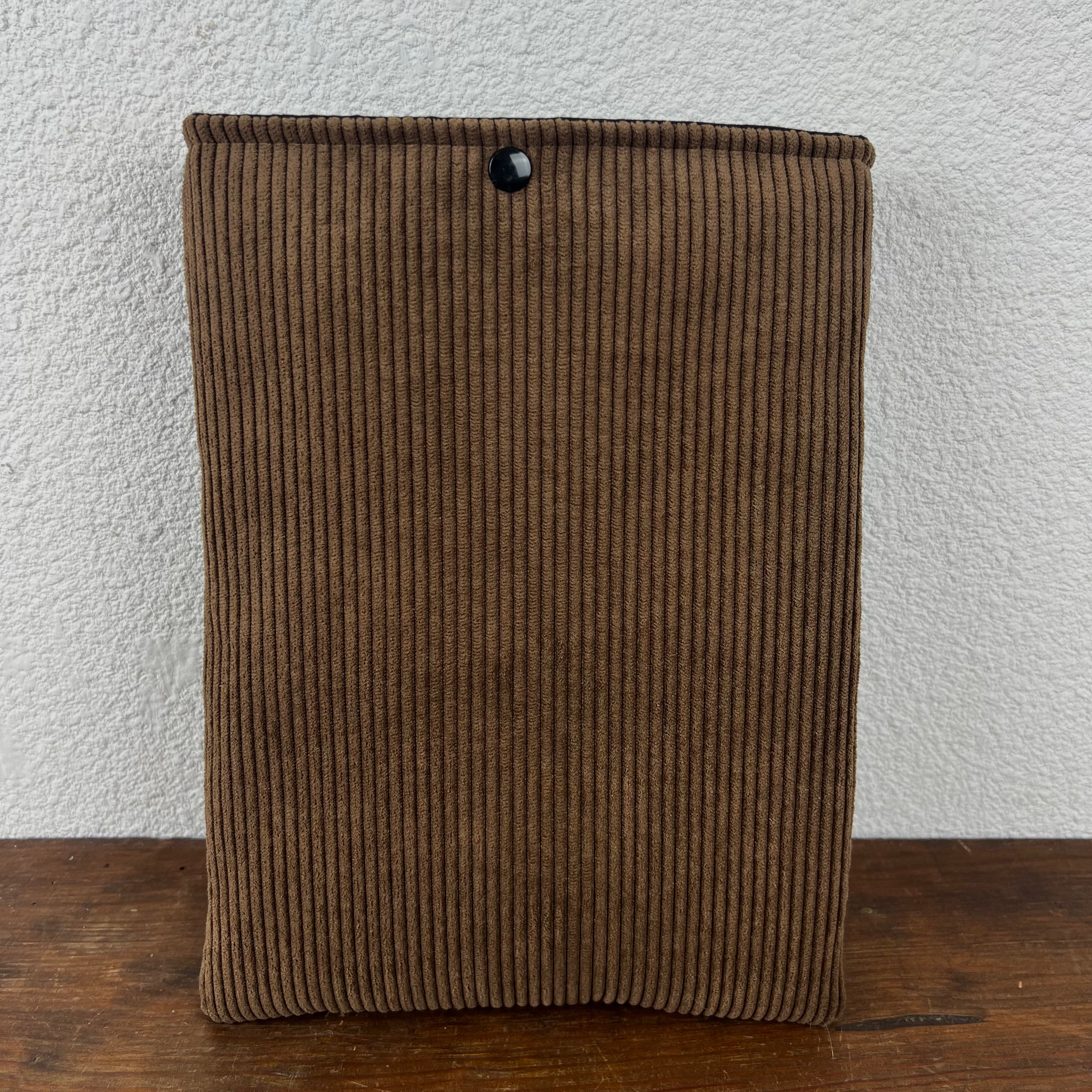 Pochette livre - Velours Côtelé Marron