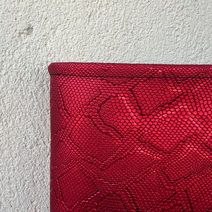 Pochette livre BROCHÉ personnalisée - simili cuir rouge brillant serpent