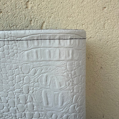 Pochette livre BROCHÉ personnalisée - simili cuir blanc serpent