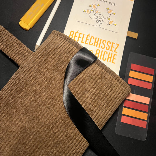 Pochette livre personnalisée - Velours Côtelé Marron