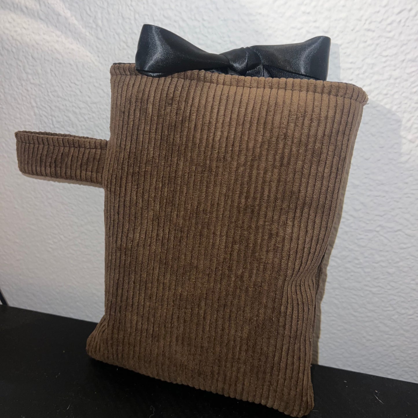 Pochette livre personnalisée - Velours Côtelé Marron