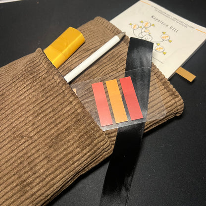 Pochette livre personnalisée - Velours Côtelé Marron