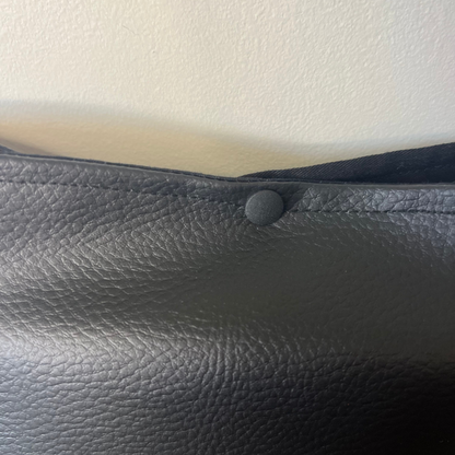 Pochette livre POCHE personnalisée - simili cuir noir