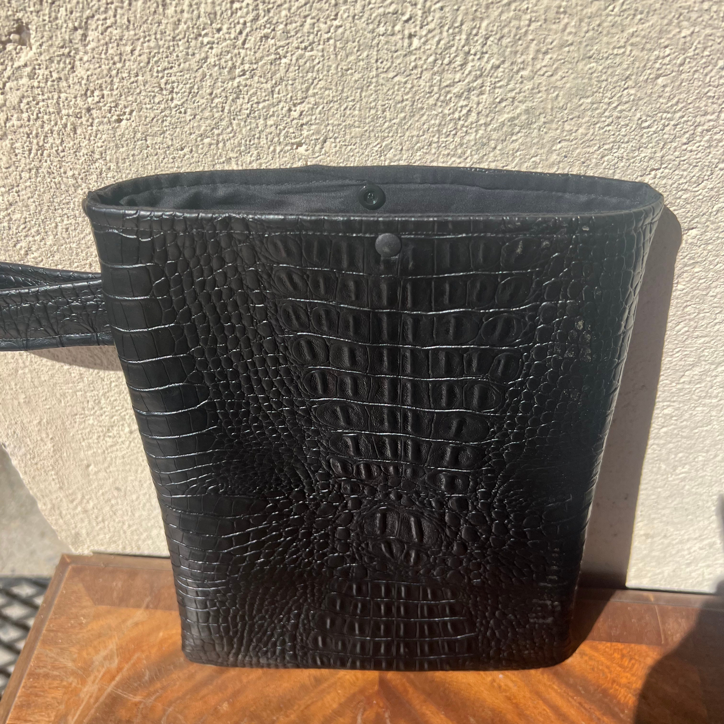 Pochette livre POCHE personnalisée - simili cuir noir serpent
